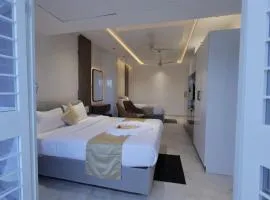 Hotel Krushnai Deluxe