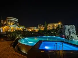 Grotta Resort
