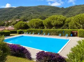Cala Rossa 35 Wit Pool - Elba Affitti