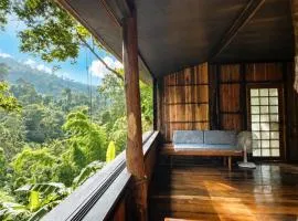 MORI KAWA Mori 2 Nature Retreat with Bathtub