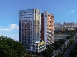 Atour Hotel Foshan Zumiao Diejiao Metro Station