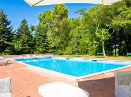Comfortable Apartment in Fabriano, 35 m² with Shared Pool