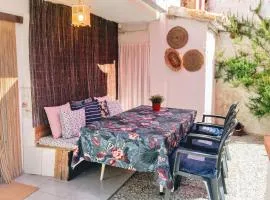Charming House in El Poyo del Cid with Garden and Terrace