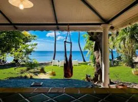 Bungalow enchanteur à Saint-Pierre avec vue sur la mer et jardin