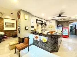 Baan at Khaosan Hostel