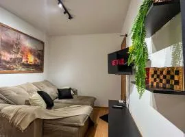 Apt Moderno e Confortavel 7 min do Centro em 7L