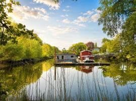 Hausboot Stöckte, hotel em Winsen