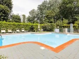 appartamento con piscina