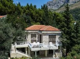 Villa Masha