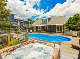 7585 - Roanoke Island Retreat