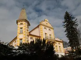 Aparthotel František