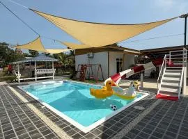 My friend private pool villa