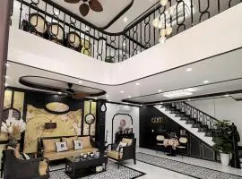 CatBa Cam's Indochine Home