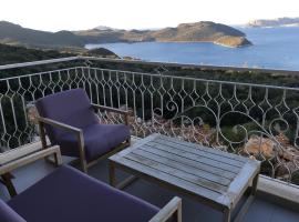 Derya Beach Apartment, hotel in Kas