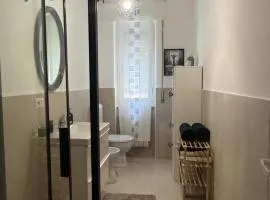 AuraHouse