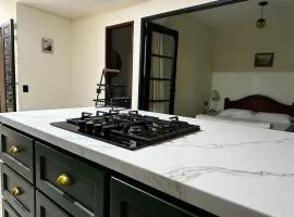 Casa Inguz en Jardín Antioquia, Cerca del Parque