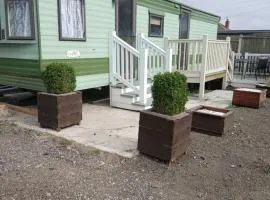Hillcrest hideaways