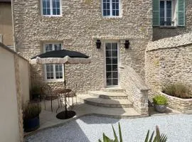 Les Pierres de Pacel - Appartement de charme - Patio privé