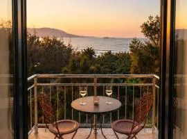 Sunrise Bay Retreat