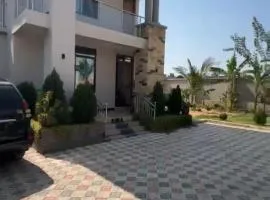 Rj Executive Apartments