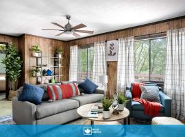 Hot Tub Deck Screened Porch Fire Pit & WiFi, hotel v mestu Basye