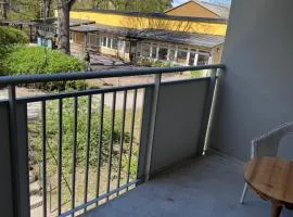 Cozy room 15 min away from city centre