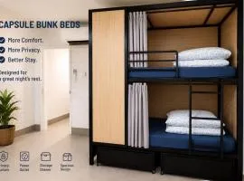 Capsule Perth City Backpackers Hostel - note - Valid passport required to check in