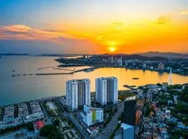 căn hộ Home Stay Sapphire S2 tiêu chuẩn khách sạn view thành phố Hạ Long rất đẹp