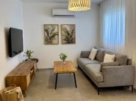 Flora house