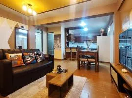 Céntrico y tranquilo con 2 baños, WiFi super veloz, a pasos de restaurantes y agencias de turismo