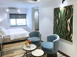 Sri Suryas Hotel