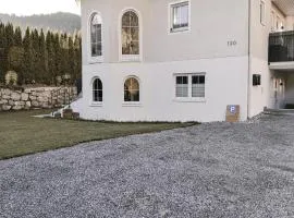 Modern apartment in Seefeld
