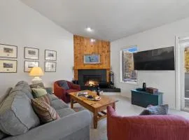 RMR: Mountain Maple 4 Condo in The Aspens