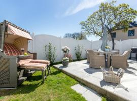 Ferienhaus Ostseeperle, hotel with jacuzzis in Zingst