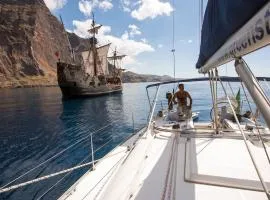 Charming Boat in Funchal with Sea View