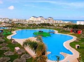 Bright apartment in Marina Smir, sea view and shared pool