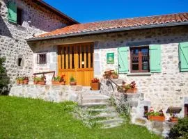 Charmante maison avec jardin à Saint-Pal-de-Chalencon