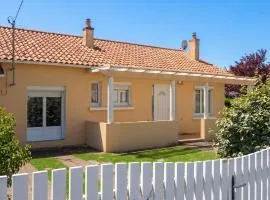 Maison confortable à Saint-Hilaire-de-Riez avec jardin clôturé