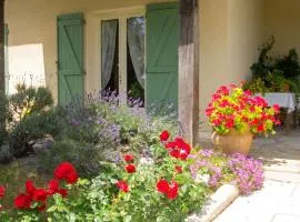 Appartement avec piscine à Montpezat-de-Quercy 40 m²