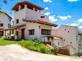 Spacious Apartment in Yeste with Shared Pool