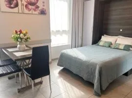 Studio charmant à La Ferrière-aux-Étangs, 27 m², avec Spa