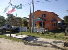 Hostel Lo de Milton, hotel i Barra de Valizas