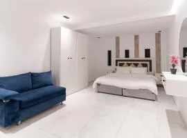 Suite with view in Obhur