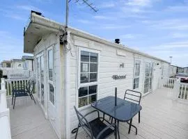 4 Berth Caravan With Full Sea View At Barmston Beach Holiday Park Ref 62047O