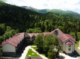 KOMOREBI BAKURIANI RESORT, hotel v destinácii Bakuriani