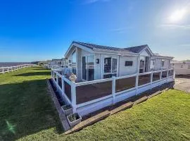 Luxury Lodge With Stunning Sea Views At Hopton Haven Park Ref 80055S