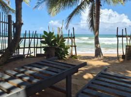 NATIVE SOULS Beach Hotel, hotell i Induruwa