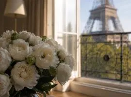 Maison Deschanel Paris Residence with Eiffel Tower View