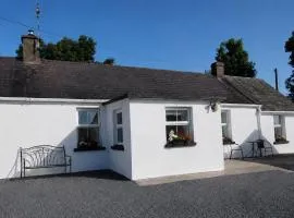 Ballyhist Cottage, superb 2 bedroom Farm Cottage