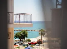 Zoe Apartment Port View Β